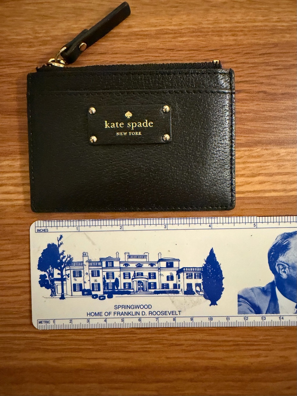Kate Spade New York Grove Street Adi Card Holder Black Leather Zip